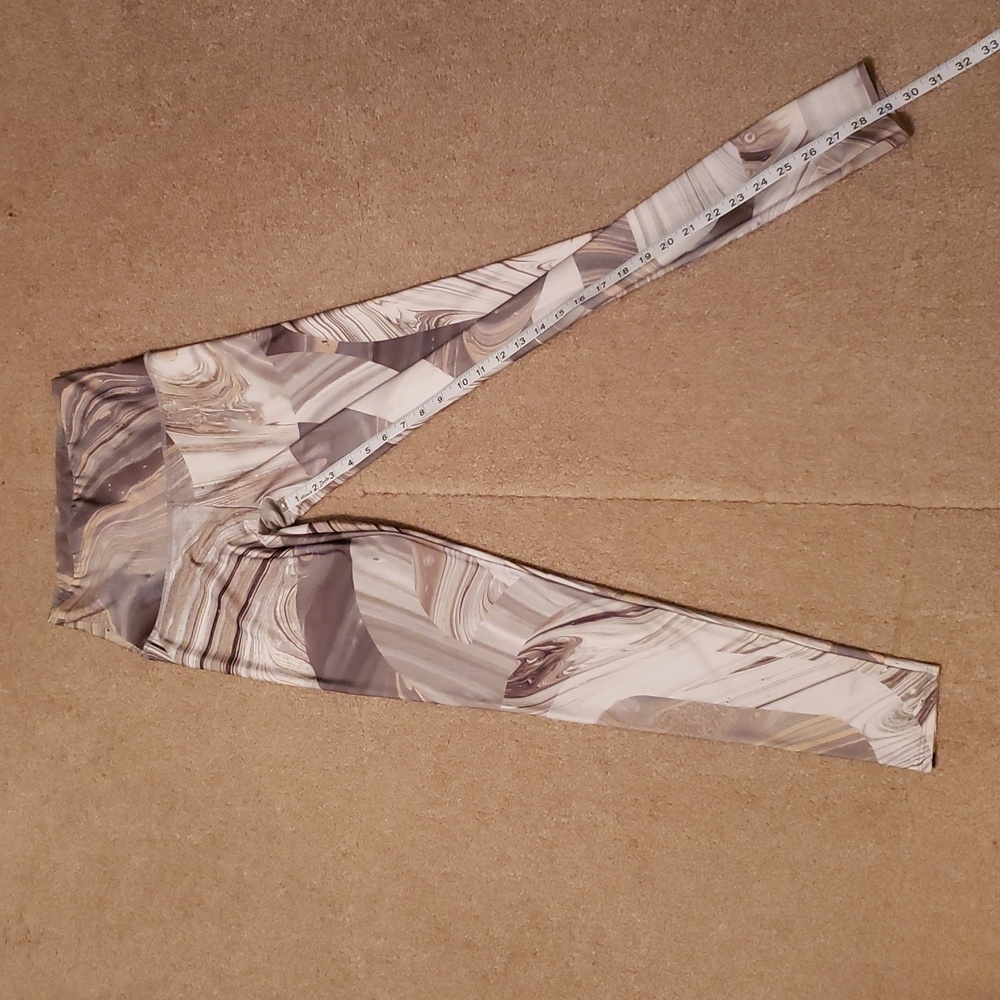 Onzie Women's Marble Geo High Rise Leggings - Picture 12 of 13